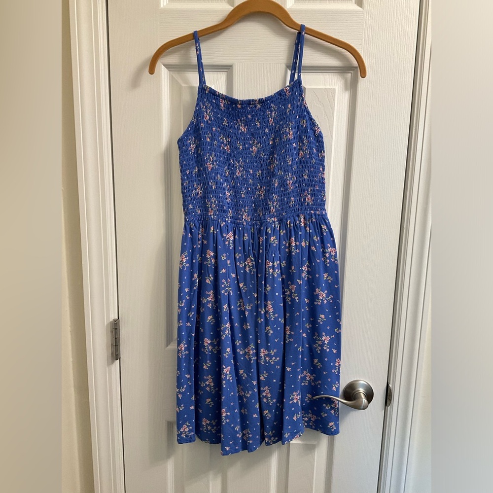 Juniors medium midi dress, blue floral